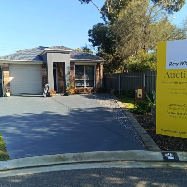 2 Coromandel Pl Modbury Heights, SA 5092